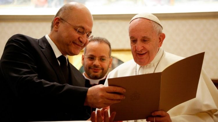 papa francisco y Barham Salih