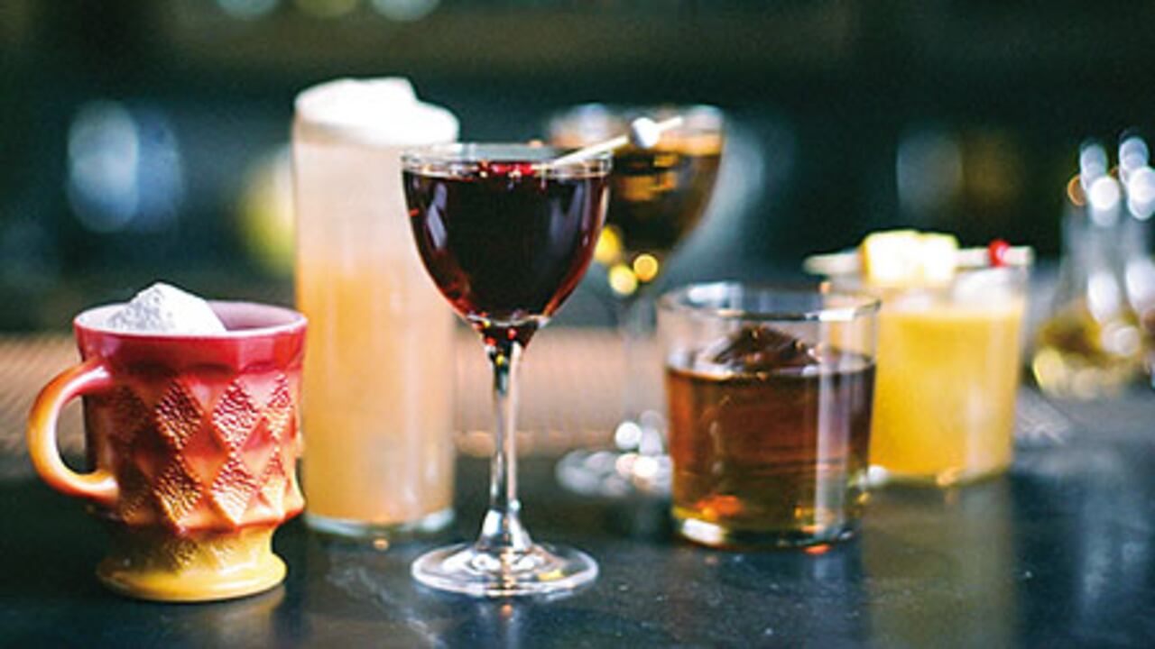 Este brote de intoxicados tiene lugar después de que se vendiera alcohol sin ningún tipo de registro y de “dudosa procedencia”.