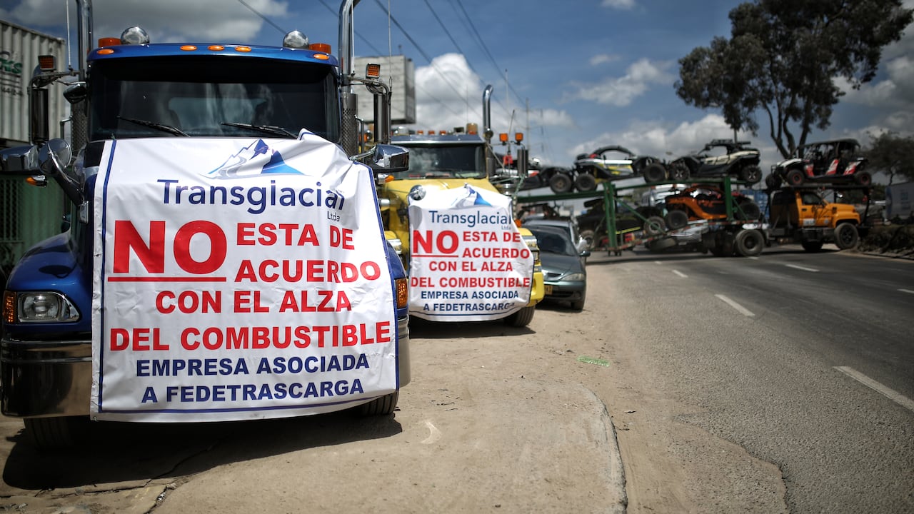 Marchas gasolina camioneros.
