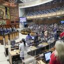 Una mayoría liderada por el bloque Unión por la Esperanza se opuso al trámite de la iniciativa gubernamental.