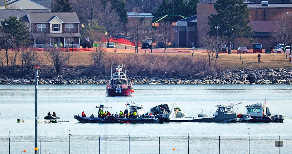 El trágico accidente entre las dos aeronaves que cayeron al río Potomac no dejó sobrevivientes.
