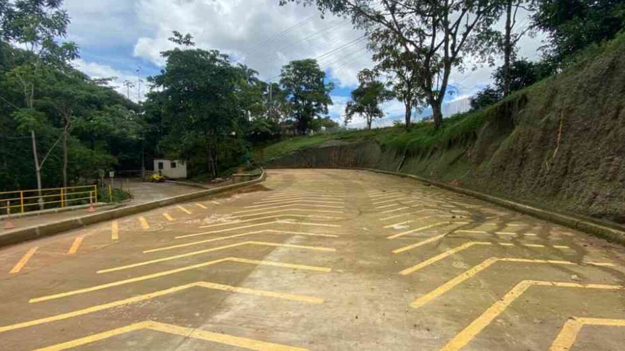 Gran Colombia Gold entregó obra de mejoramiento vial en Antioquia