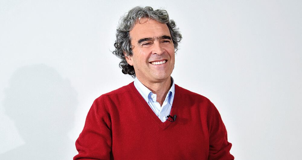 Exalcalde de Medellín y exgobernador de Antioquia. 