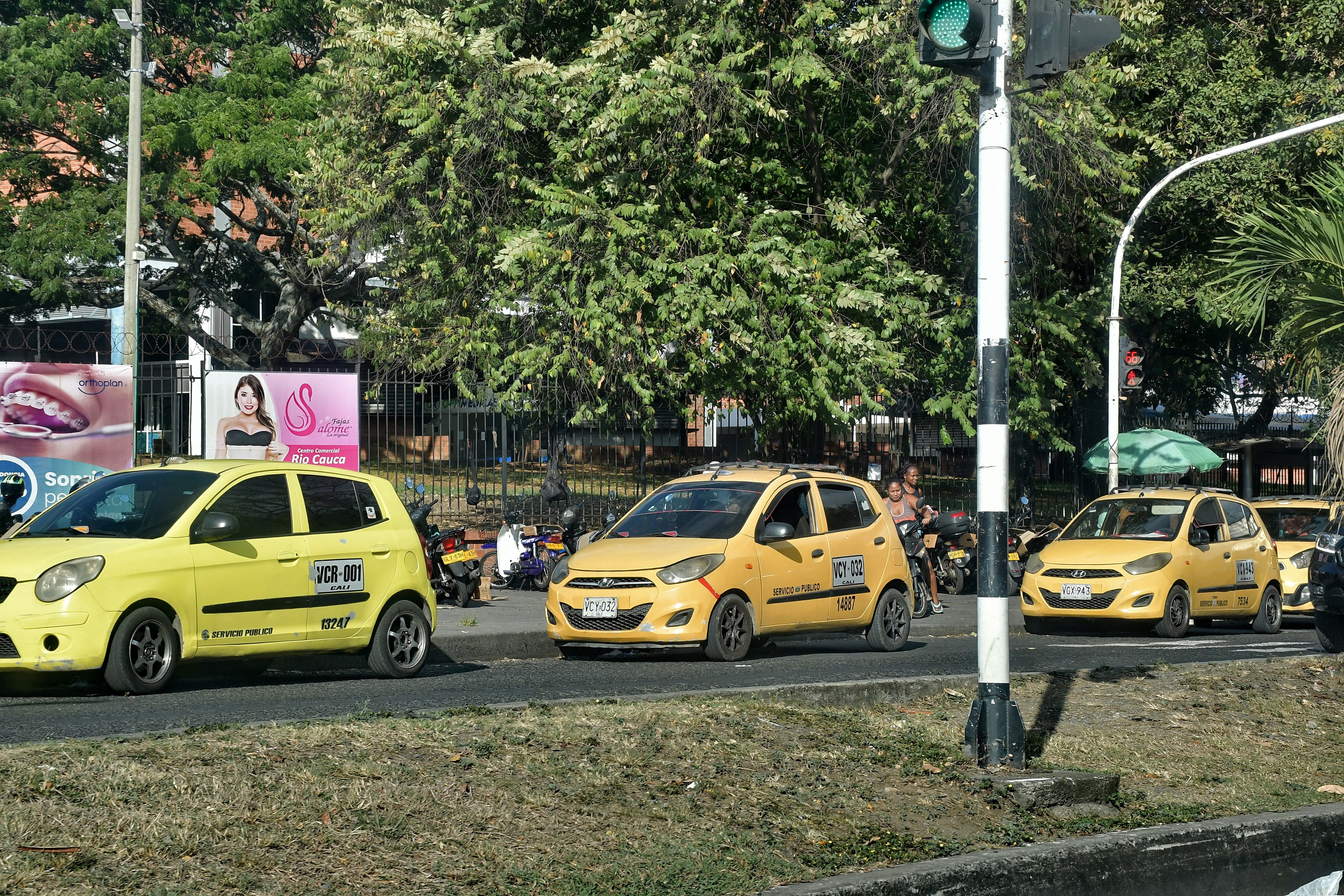 Nuevas pistas de taxis para la ciudad de Cali.