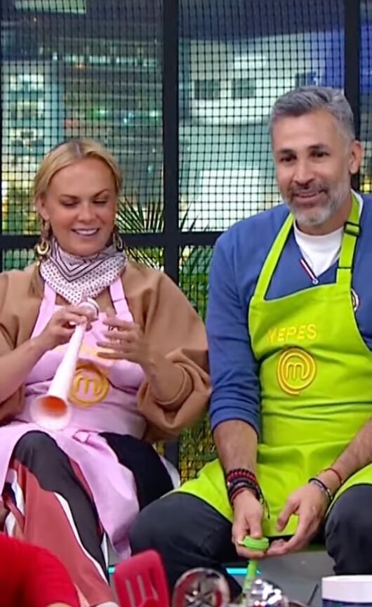 Mario Alberto Yepes y Carolina Sabino protagonizaron tensión durante reto de equipos en 'MasterChef Celebrity'