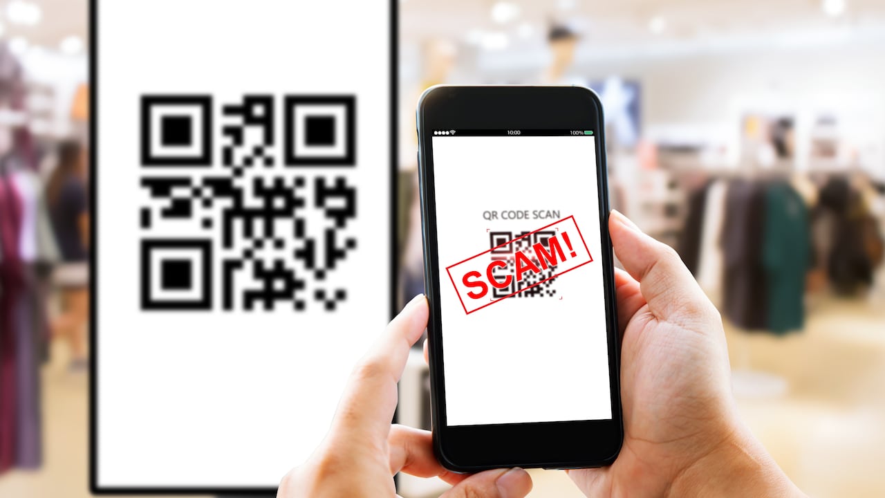 Los QR cotidianos son manipulados para cometer estafas.