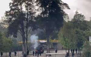 Manifestaciones frente a la Universidad Nacional, este 3 de octubre.