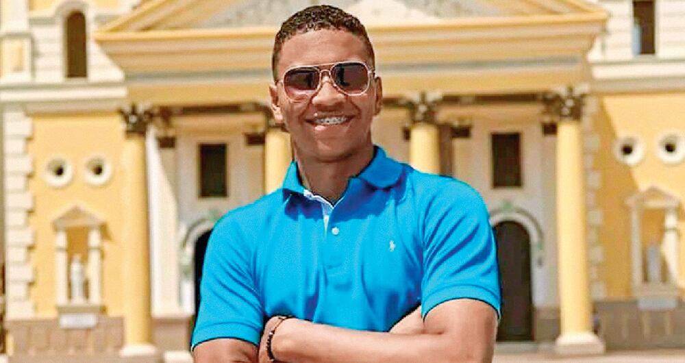 Juan Camilo Vargas es un joven estudiante colombiano que hace más de dos meses fue detenido por la Guardia venezolana. Su familia no sabe nada sobre su estado y ruega por la ayuda del Gobierno colombiano.