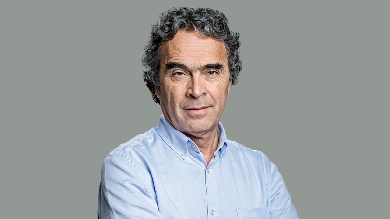 Sergio Fajardo enfrenta el desgaste de haber competido en el pasado. Sus opositores le hacen una guerra para invalidarlo. Aun así, es uno de los candidatos más fuertes para 2022.