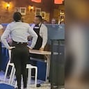 En redes sociales circula el video de la discusión en un restaurante en Bogotá. Foto: facebook Laura Estrada.