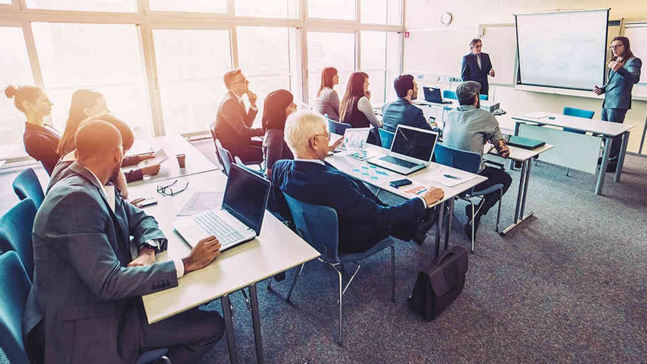 Los gerentes deben pensar cada vez más en tener todas las herramientas que necesitan para llevar el timón de sus empresas.