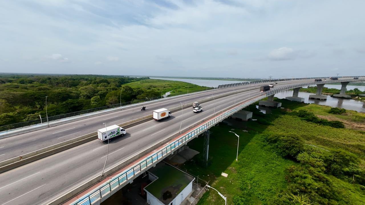 En Colombia hay mas de 600 vehículos de carga eléctricos.