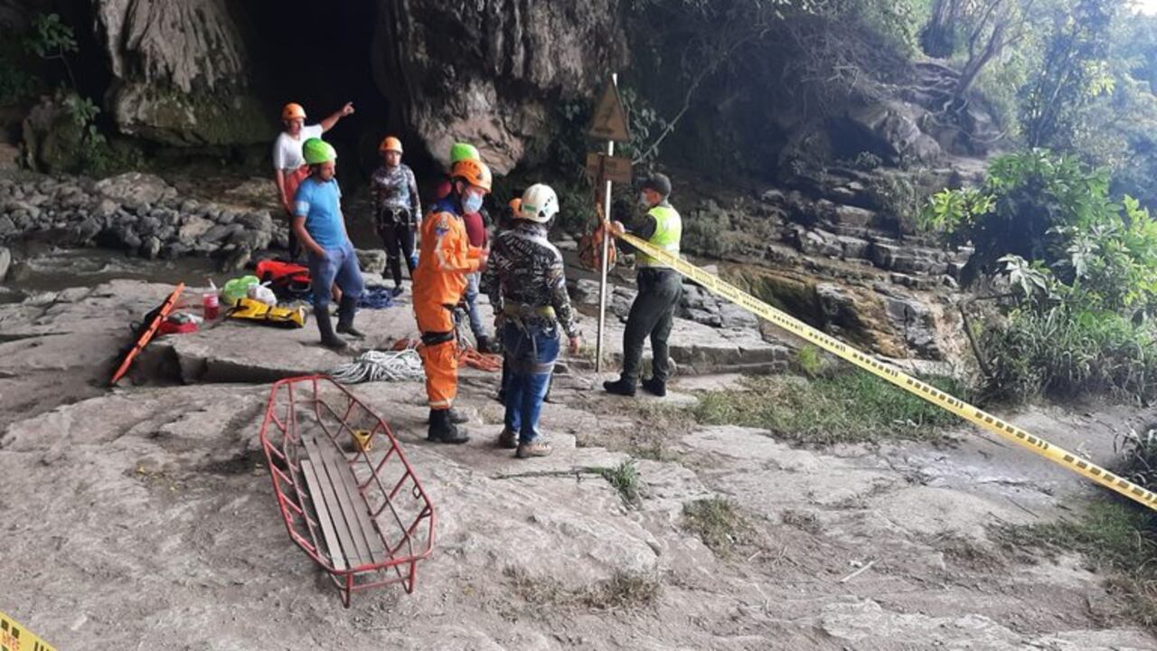 Padre e hijo murieron tras caer por una cascada en Santander