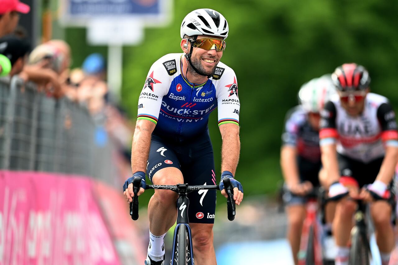 Fernando Gaviria no logró ubicarse para pelear por la etapa