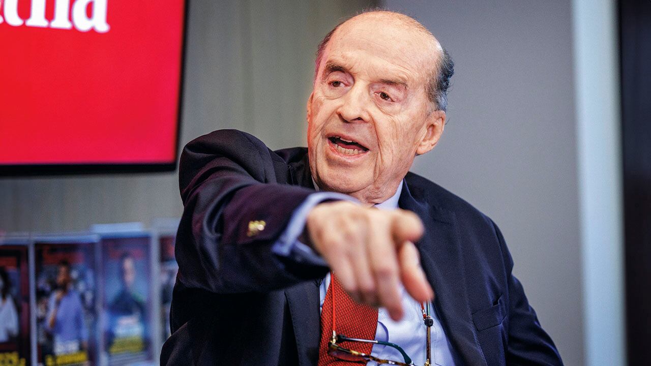 Gustavo Petro anticipó esta semana que lo denunciarían en Estados Unidos. No habló de Leyva, pero hizo referencias al excanciller.