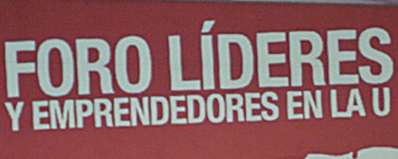 Miles de universitarios han participado en los foros que se realizan en Cali y Bogotá.