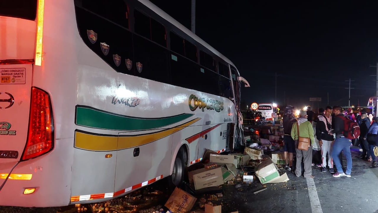 Ocurrió metros adelante del peaje de la calle 13.