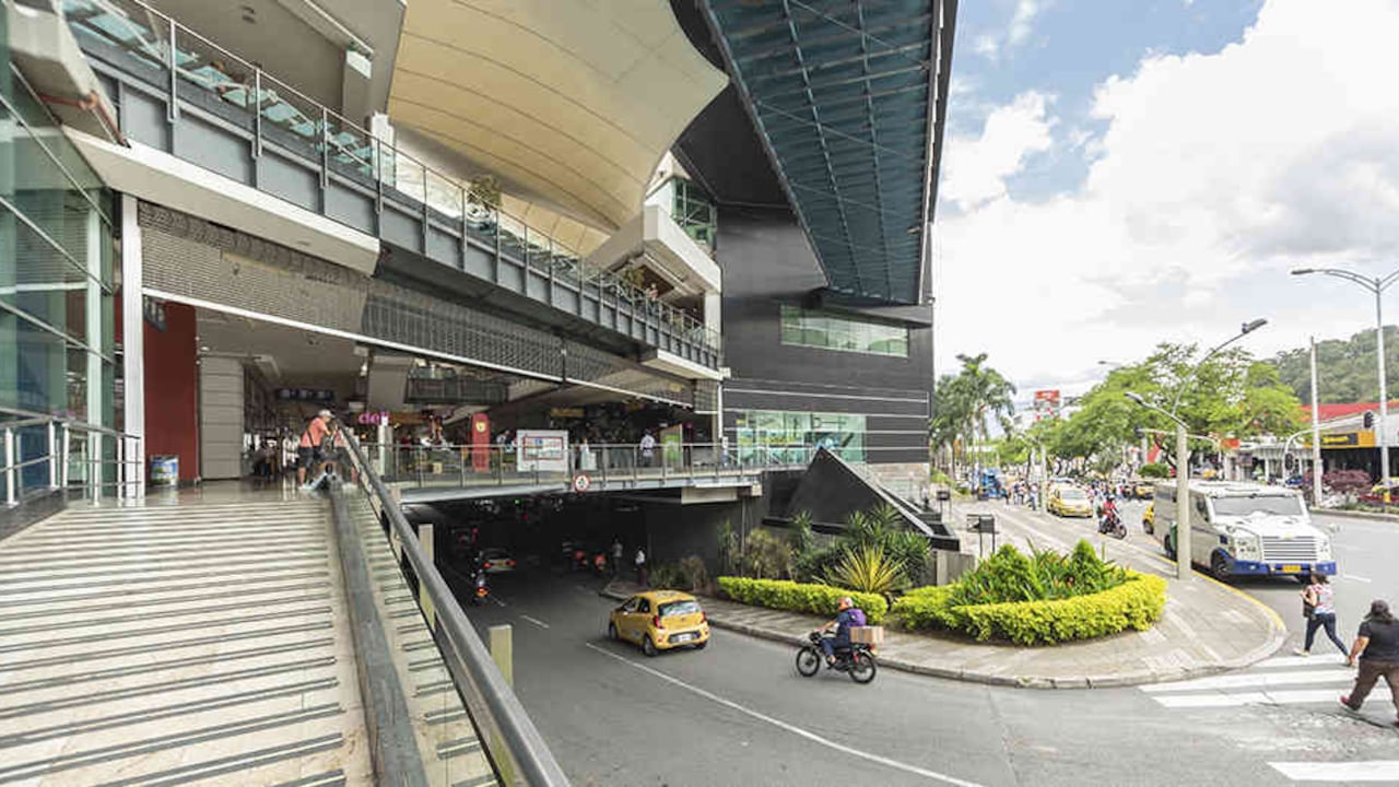 Premium Plaza tiene 110.000 metros cuadrados, 12.000 de ellos destinados a zonas de entretenimiento.