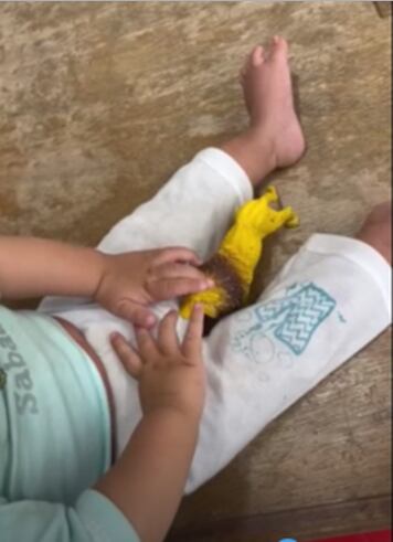 Autoridades buscan a la madre del pequeño, quien tiene cinco meses.