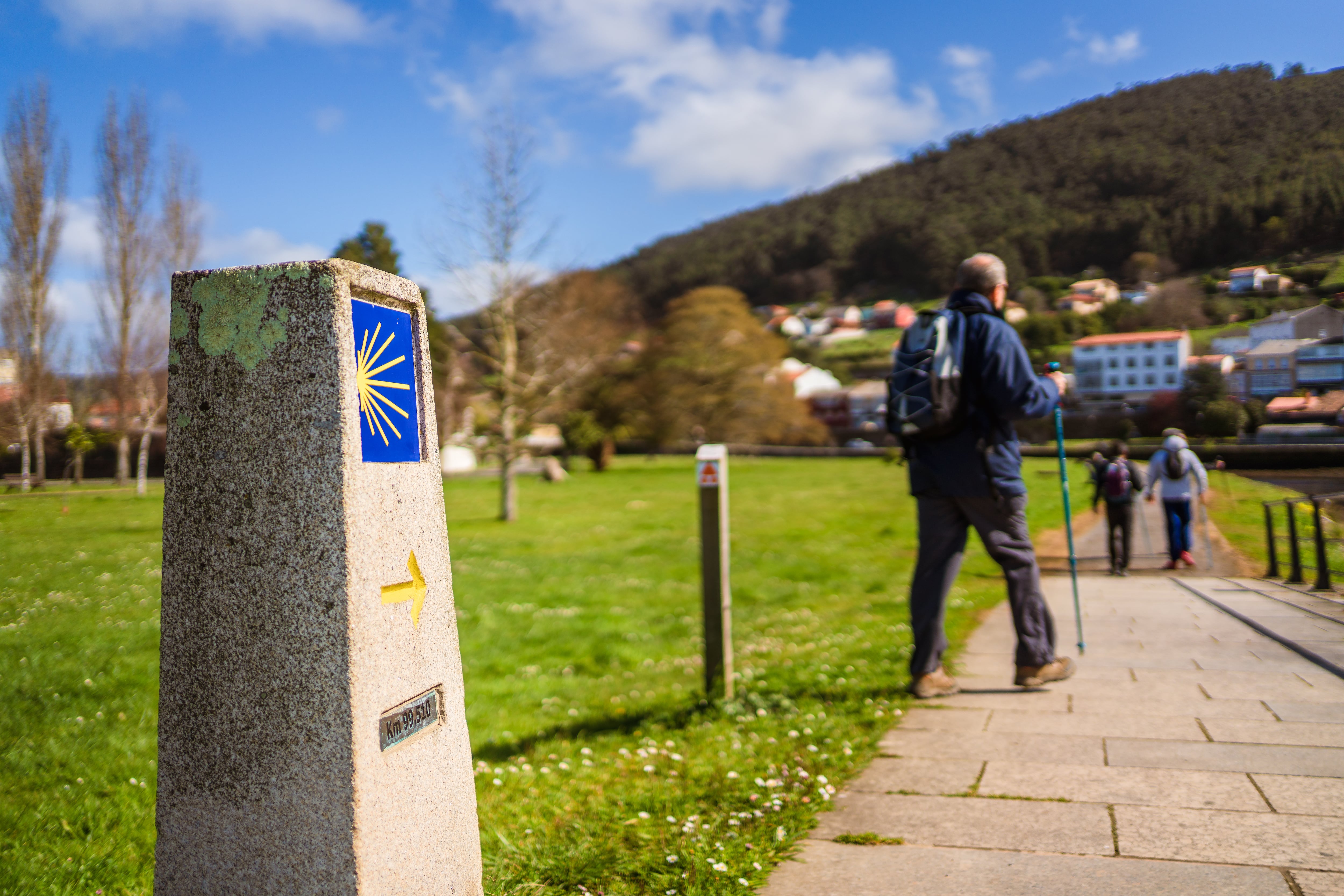 Peregrinos rumbo a Santiago de Compostela