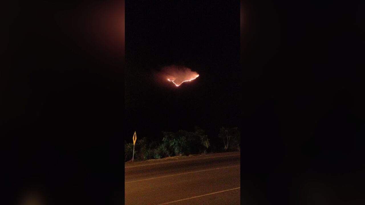 Incendio forestal en el Fuerte Militar de Tolemaida.