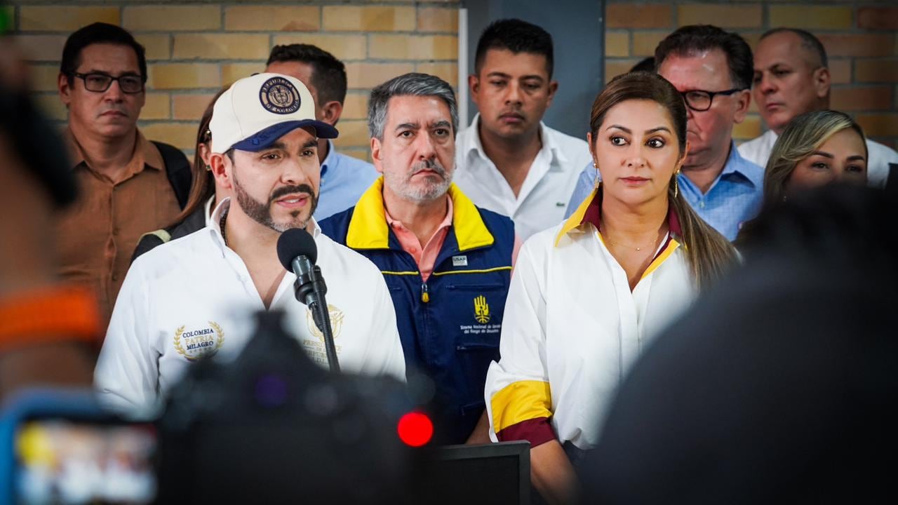 Abelardo De La Espriella, presidente de Colombia, y Adriana Matiz, gobernadora del Tolima, el 27 de agosto de 2026, en Ibagué.