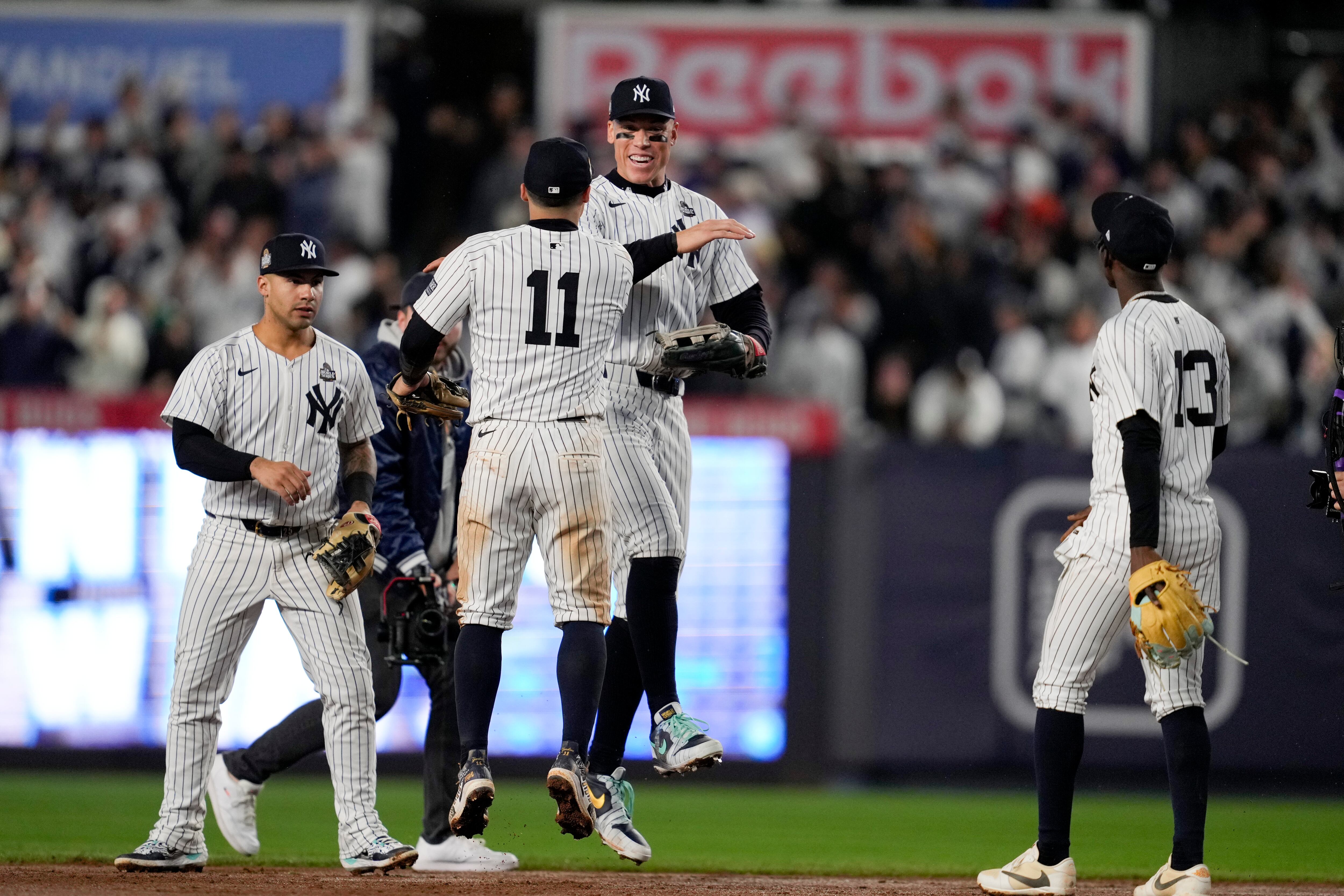 Yankees derrotan a Dodgers y revivien en la Serie Mundial de la MLB