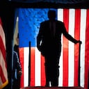 El candidato presidencial republicano, el expresidente Donald Trump, llegó para hablar en un evento de campaña en el Nassau Coliseum, en Uniondale, Nueva York. Miércoles 18 de septiembre de 2024.