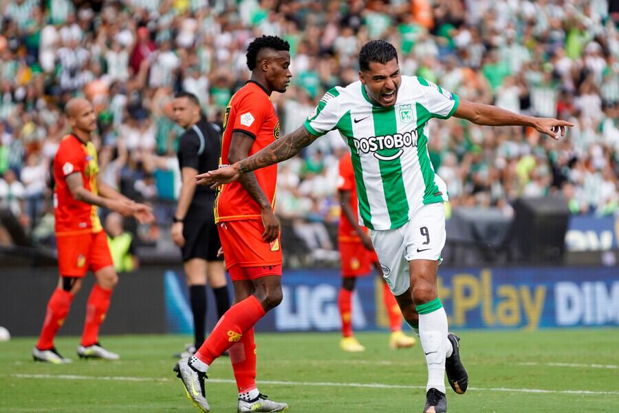 Atlético Nacional dio certero golpe ante Pereira