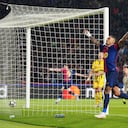 Raphinha guio al Barcelona en Champions League