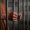 El hombre también deberá pagar una multa por estar involucrado en el homicidio del firmante de paz.