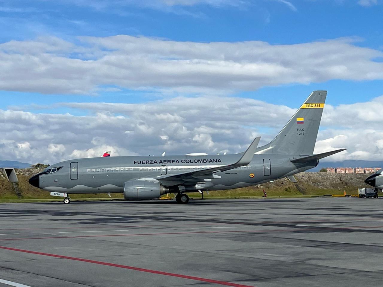 Este es el Boeing de la Fuerza Aérea que traerá a colombianos deportados de EE.UU en medio de crisis diplomática.