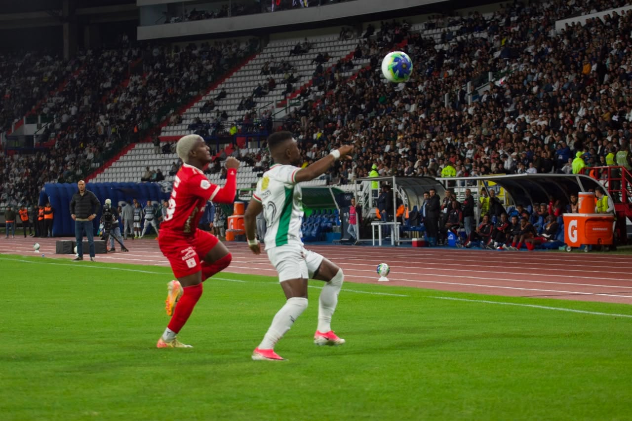 Imagen del juego entre América de Cali y Once Caldas en Manizales.