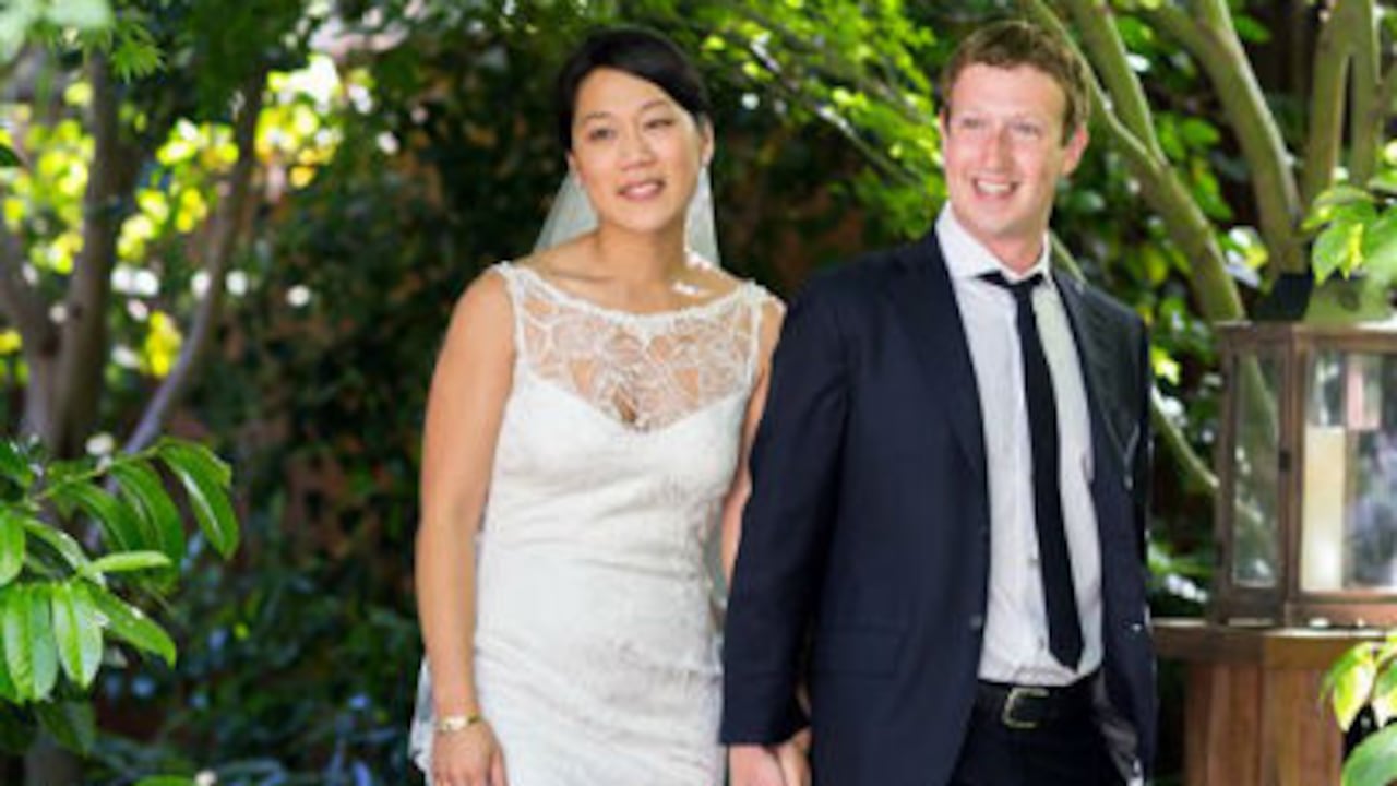 La pareja contrajo matrimonio en una ceremonia sorpresa en Palo Alto, California.