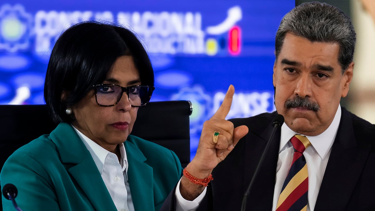 Delcy Rodríguez y Nicolás Maduro.