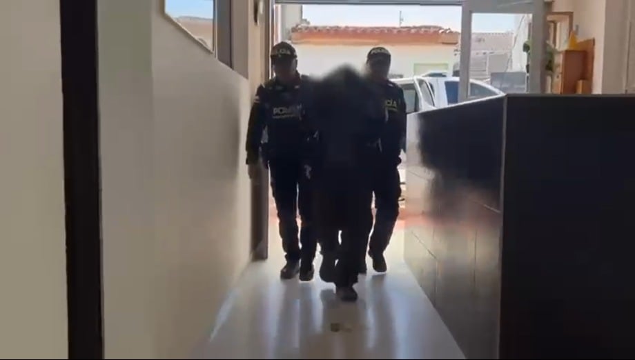 Capturan en Ubaque a hombre requerido con Circular Azul de Interpol por abuso sexual en Bogotá.