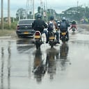Cali: Y la interventoría de la recién inaugurada obra doble calzada Cali Candelaria donde esta? Que presenta fallas de desagüe y desniveles en ambos sentidos de la vía. Foto José L Guzmán. EL País.