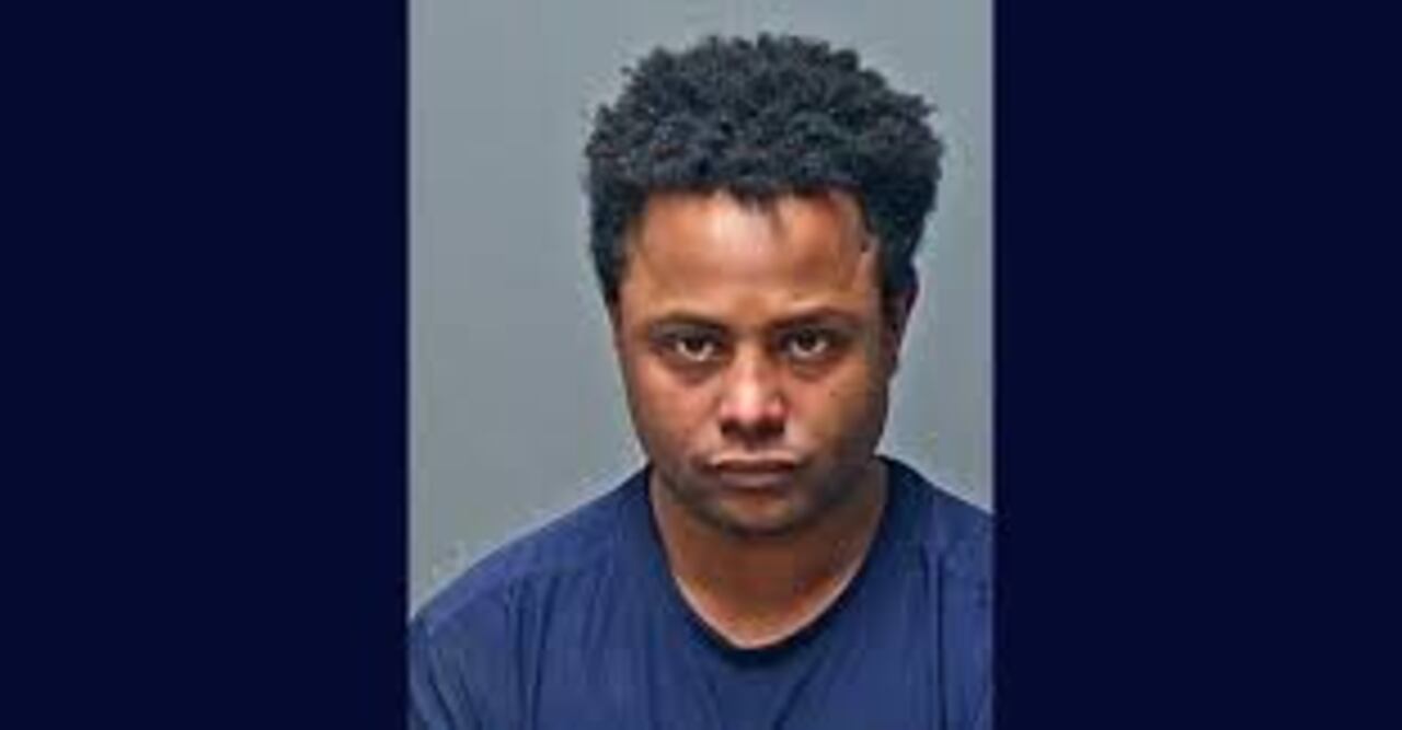 Murtadah Mohammad fue arrestado acusado de asesinar a su propio hijo. Foto: Policía de Manchester, NH, Estados Unidos.