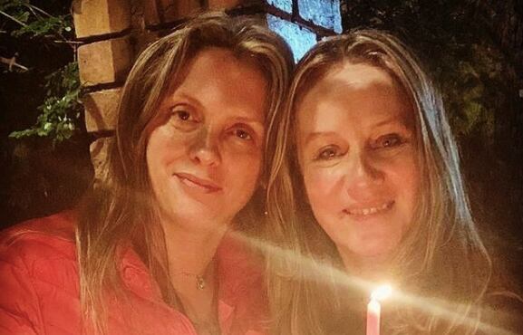 Elizabeth Bateman y Alejandra Borrero.