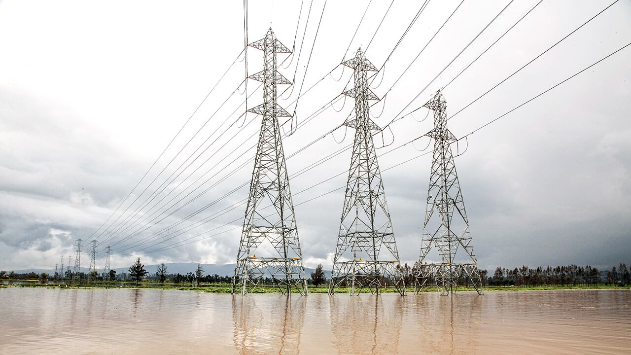 Se teme que venga un duro fenómeno de El Niño que encarezca el servicio de luz.