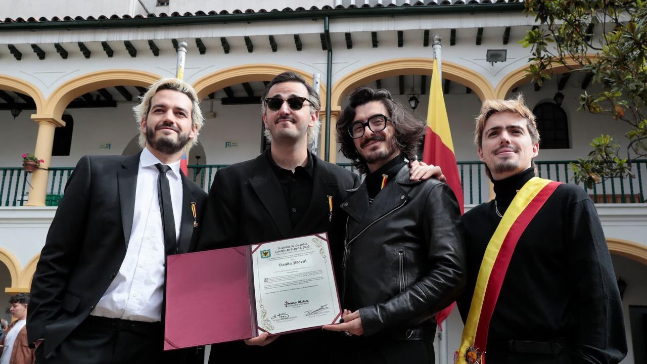 Morat recibe condecoración importante en el Concejo de Bogotá