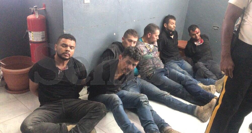 Colombianos detenidos en Haití.