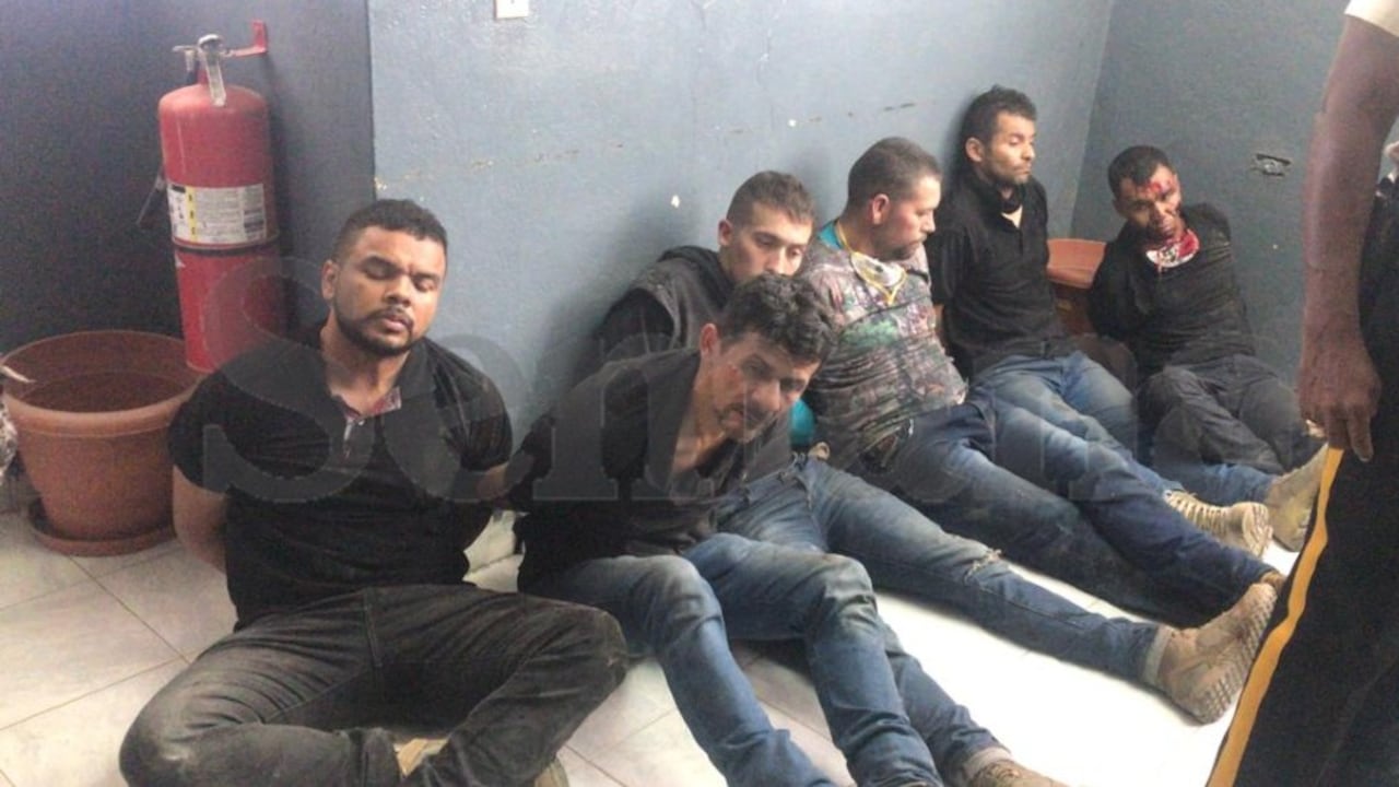 Colombianos detenidos en Haití.