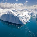 El océano Ártico podría vivir un verano casi sin hielo marino antes de mediados de siglo.