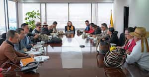 MinSalud se reúne con los pueblos indígenas