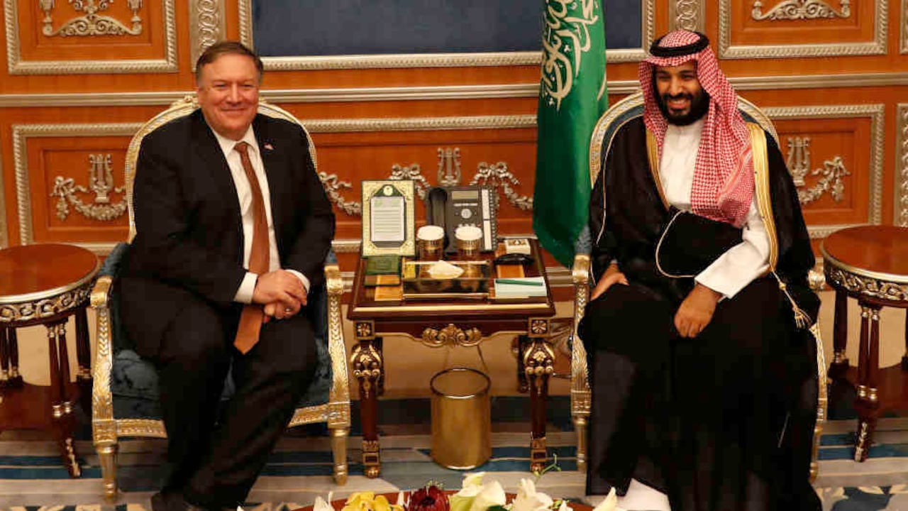 El secretario de Estado Mike Pompeo recibió duras críticas por su exceso de amabilidad en la reunión con el príncipe Mohamed bin Salmán.