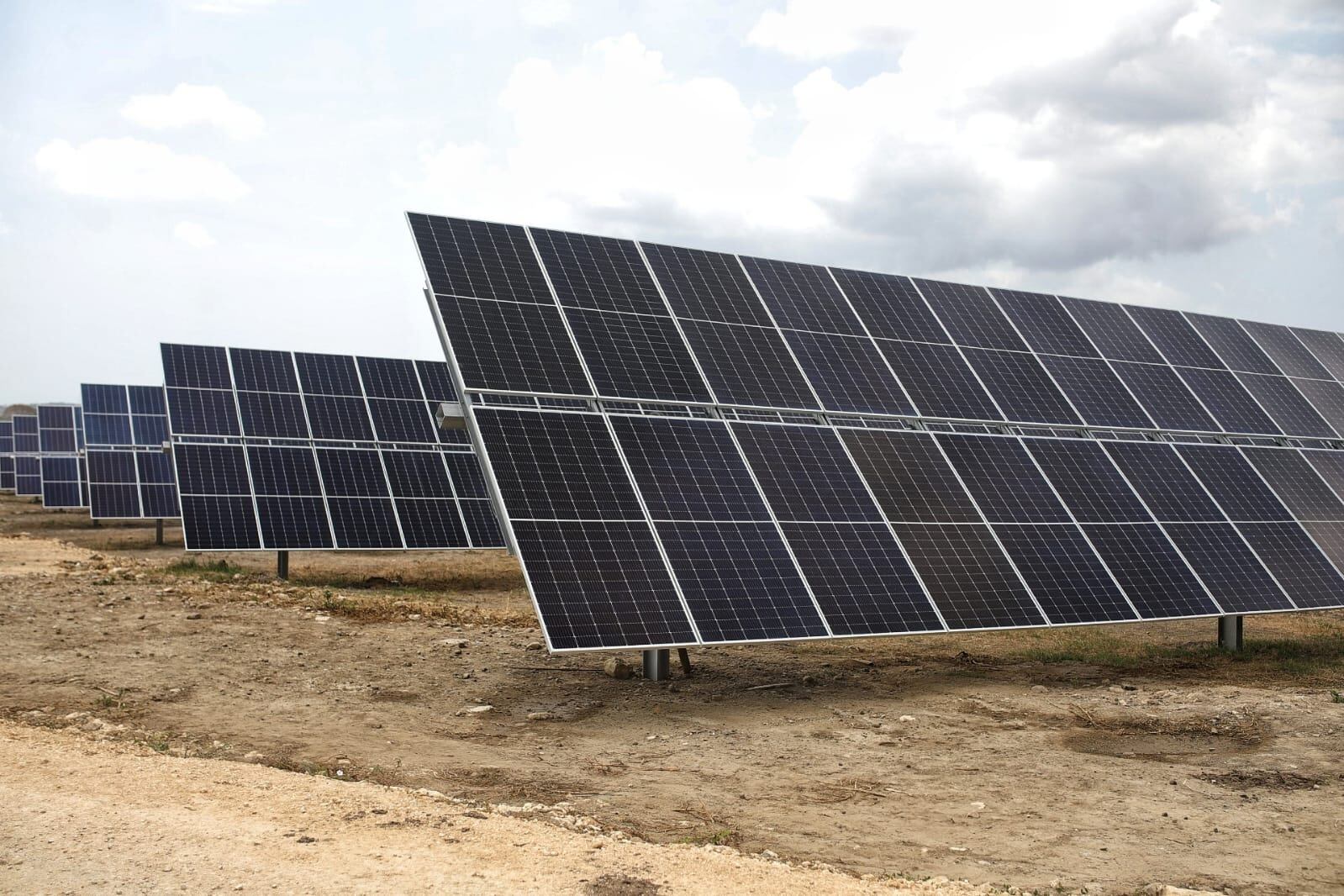 Parque solar Tucanes 
Inaugurado por el Presidente Iván Duque en el departamento de Bolívar