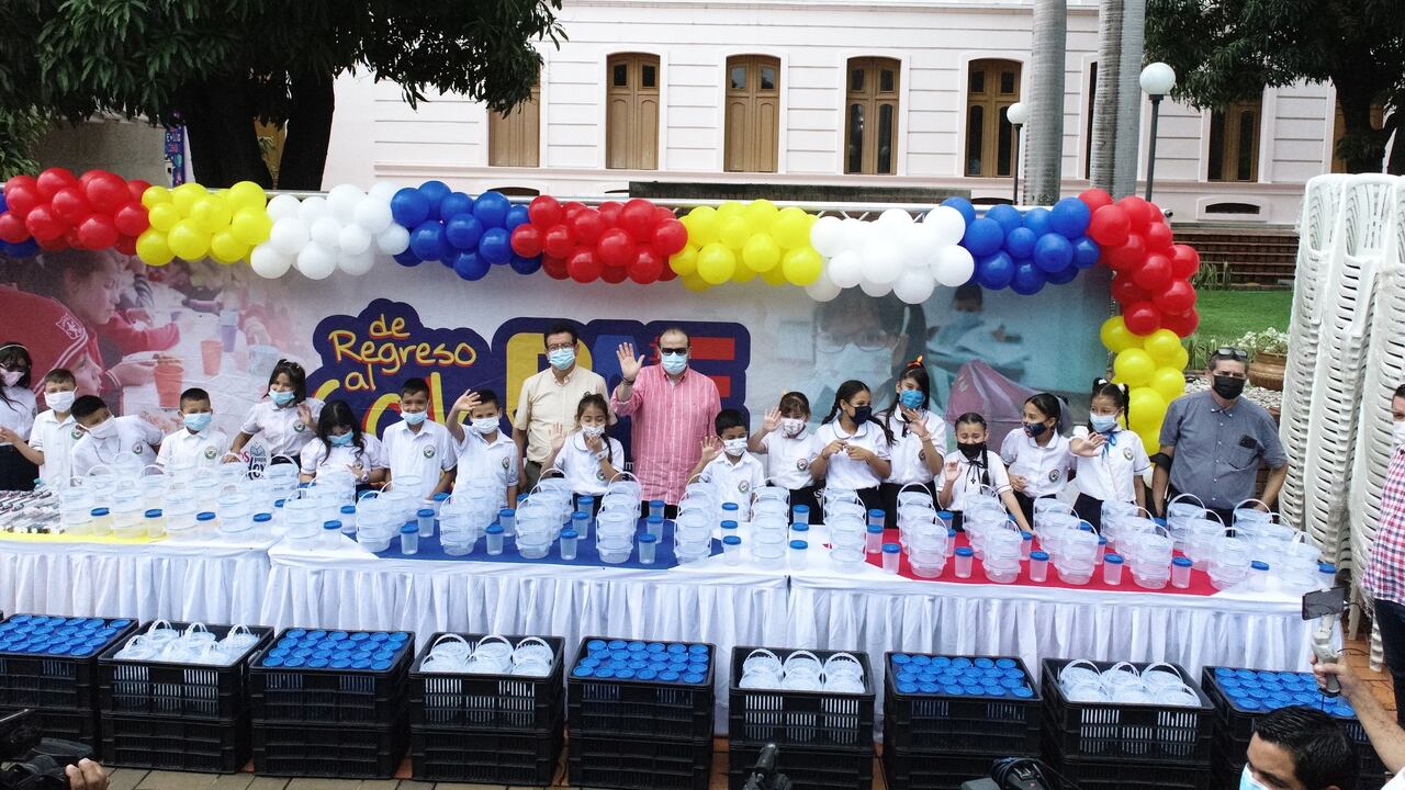 Más de 116 mil estudiantes se benefician del programa.