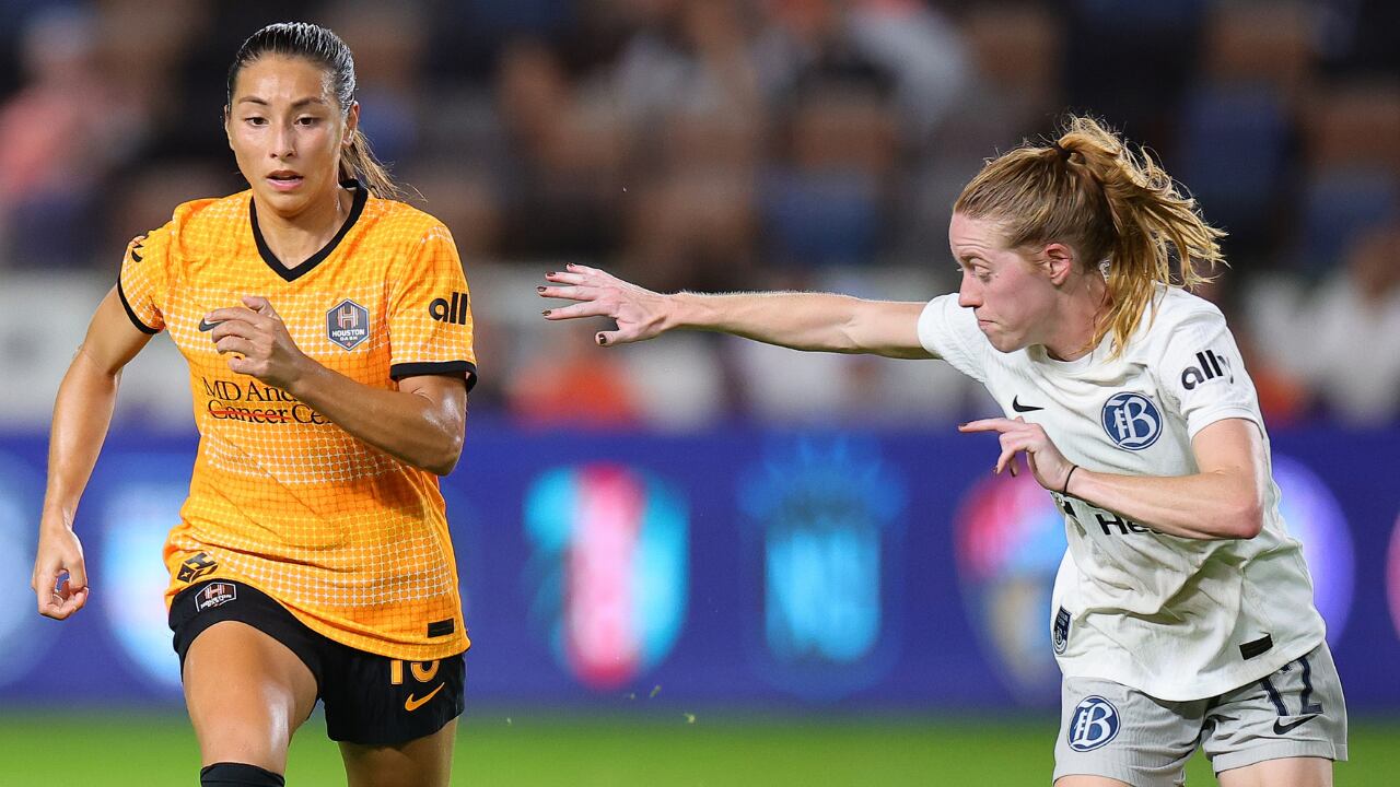 Bárbara Olivieri, de Houston Dash.