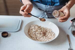 La avena con canela sirve para conciliar el sueño